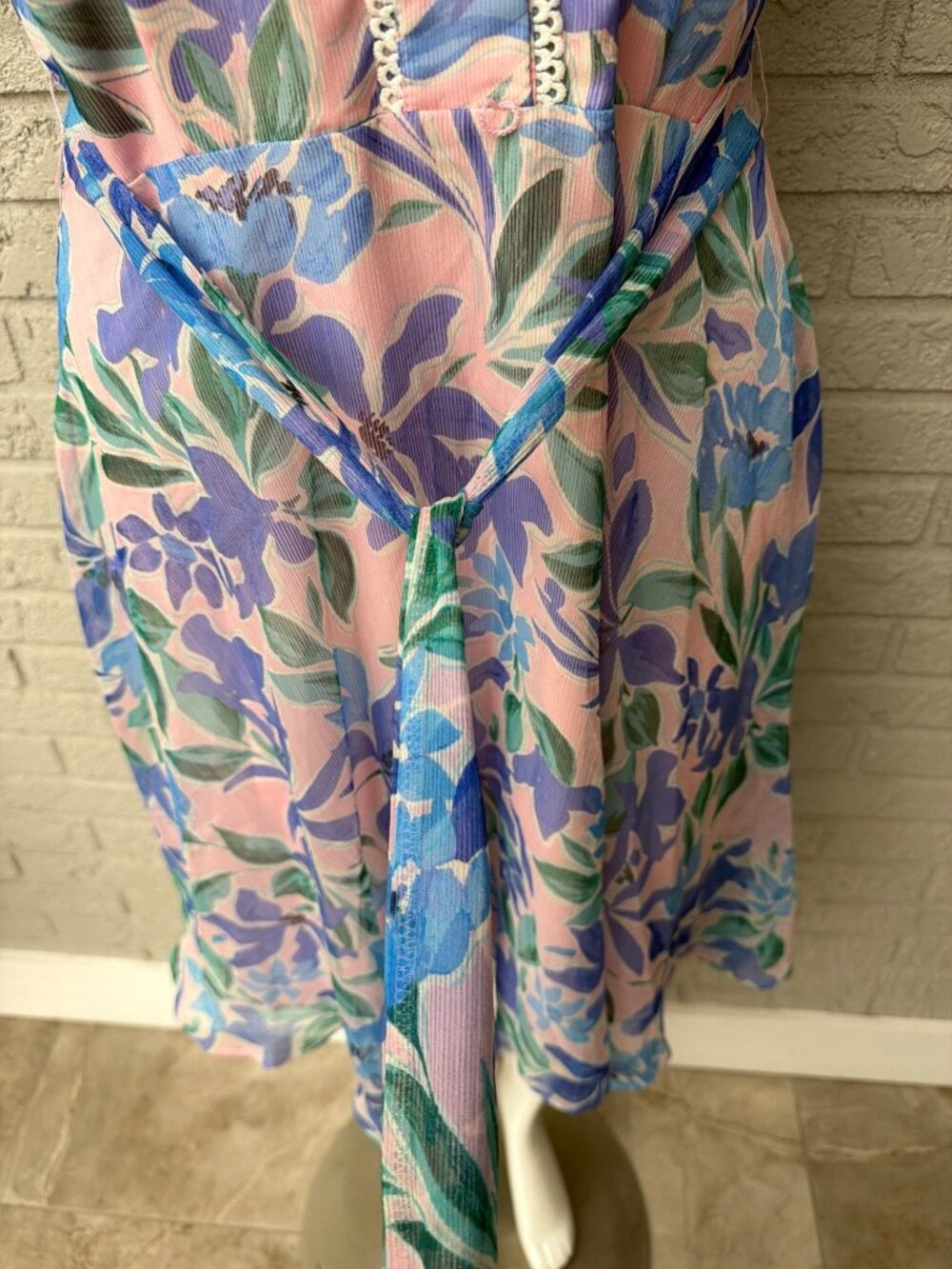 Tahari ASL Shadow-Striped Floral Print Belted Dress Size 8 - Picture 11 of 15